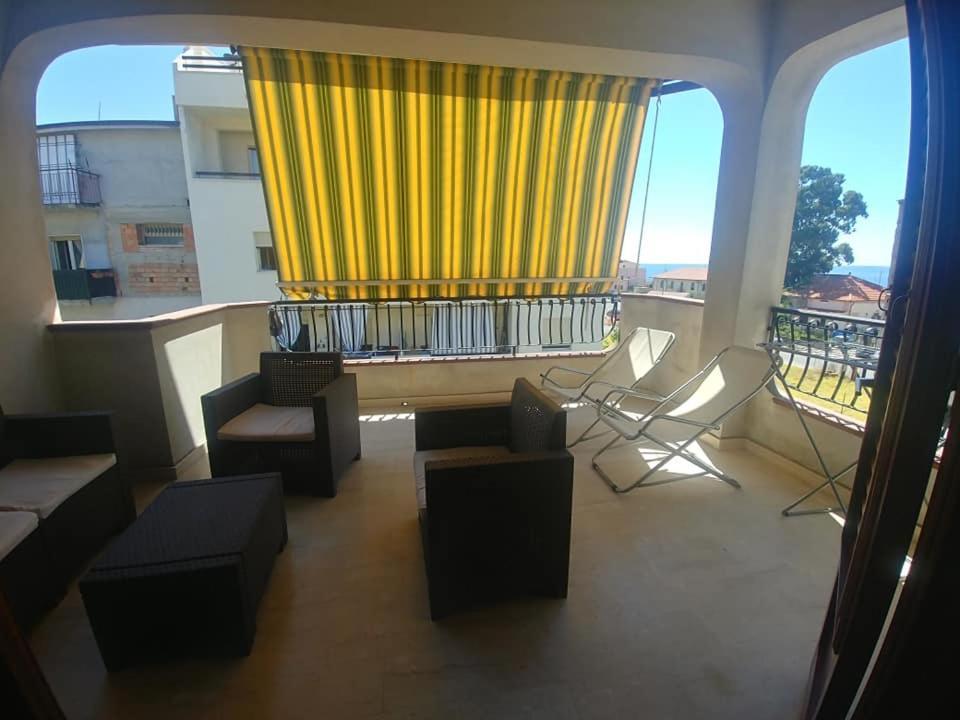 B&B Nereidi Melito Di Porto Salvo Exterior foto