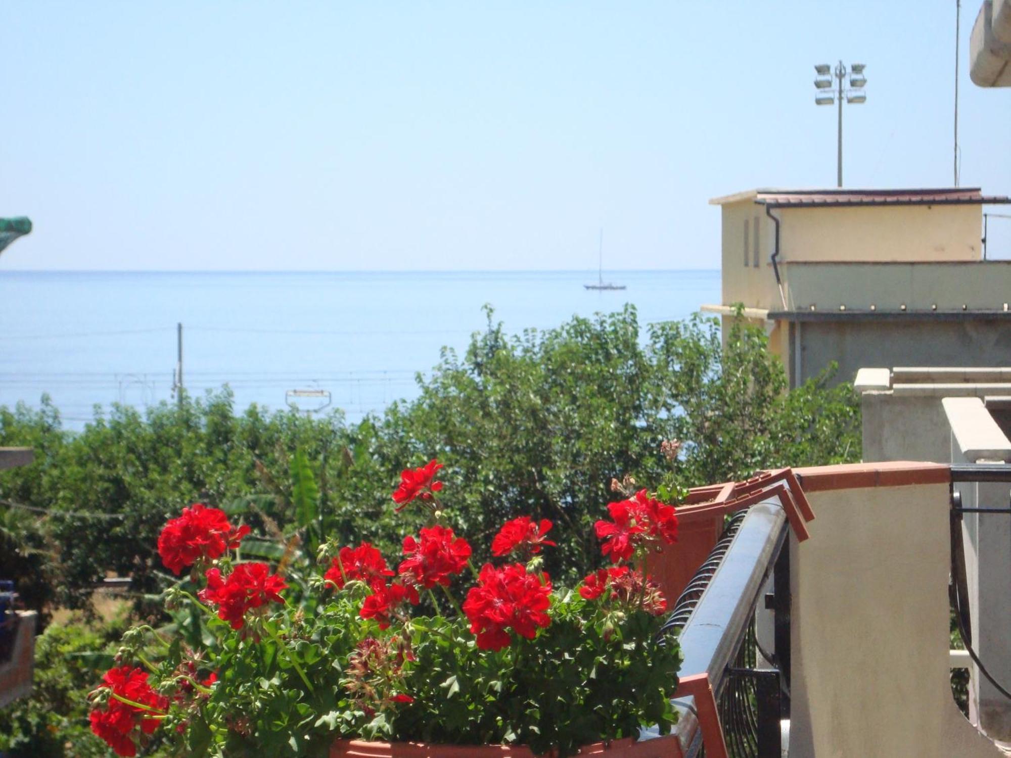 B&B Nereidi Melito Di Porto Salvo Exterior foto